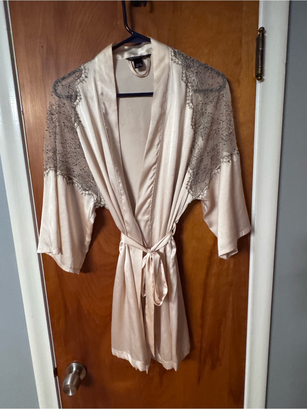 Victoria's Secret Satin Lace-Trim Robe - Cream & Black